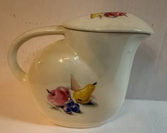 Knowles Utility Ware Refrigerator Pitcher with Fruit