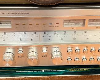 Vintage Stereo Realistic 