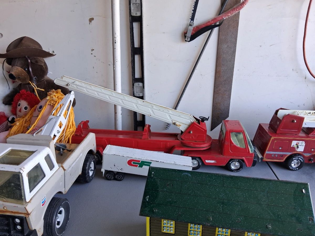 Vintage fire truck great condition 80s
