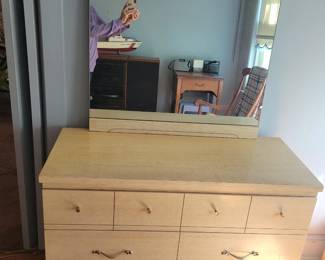 Ballman Cummings dresser and mirror