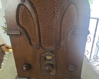 Philco Model 70 Cathedral Radio