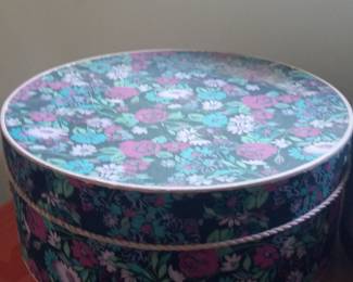 Vintage Floral Round Hat Box