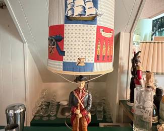 Quartite Creative Corp 1960s Revolutionary War Soldier Lamp