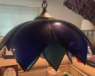 Vintage Tiffany Style Blue Lotus Pendant Light