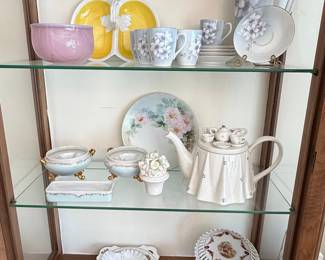 Thun Czech Porcelain Pink Floral Tea Set and Decorative Items