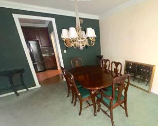 Six Chair Dinette  w table leaf