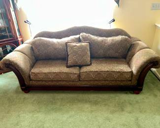 Victorian Style Couch 