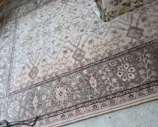 Karaston 6 x 8 all wool area rug