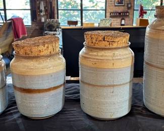 GC91 Ceramic flour and sugar containers