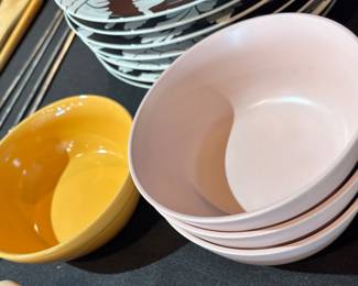 GC9 3 plus 1 ceramic cereal bowls