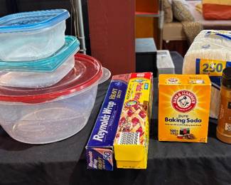 GC6473 Plastic storage bin, 3 tupperware, aluminum foil, plastic wrap, baking soda, cinnaman, napkins,