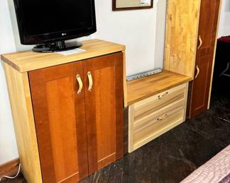 FURN22b IKEA wall cabinets
