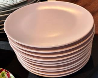 GC7 10 salad plates