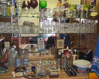 Lots of barware 
