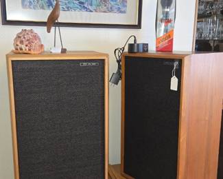 Pair of vintage SAE Mark X speakers 