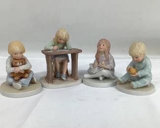 Assortment of Kids Playing Ceramica Excelsis Figurines