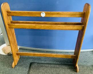 Wood Quilt Rack