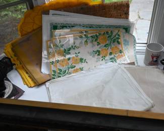 Tablecloth Linens