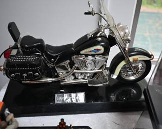 Telephone Harley Davidson phone 