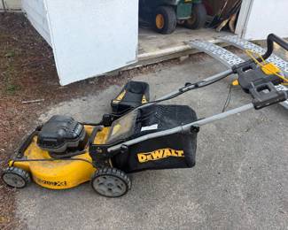 DeWalt electric lawnmower