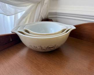 Forest Francis Mushroom vintage Pyrex nesting bowls