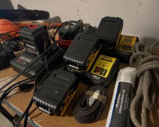 Dewalt 20v batteries with chargers