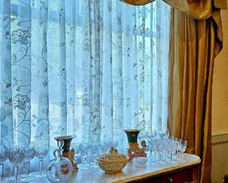 Beautiful smaller sideboard