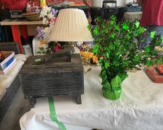Shoe shine kit and holiday decorations