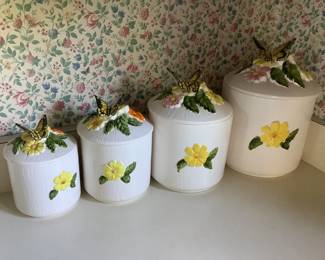 Vintage canister set with floral desigh