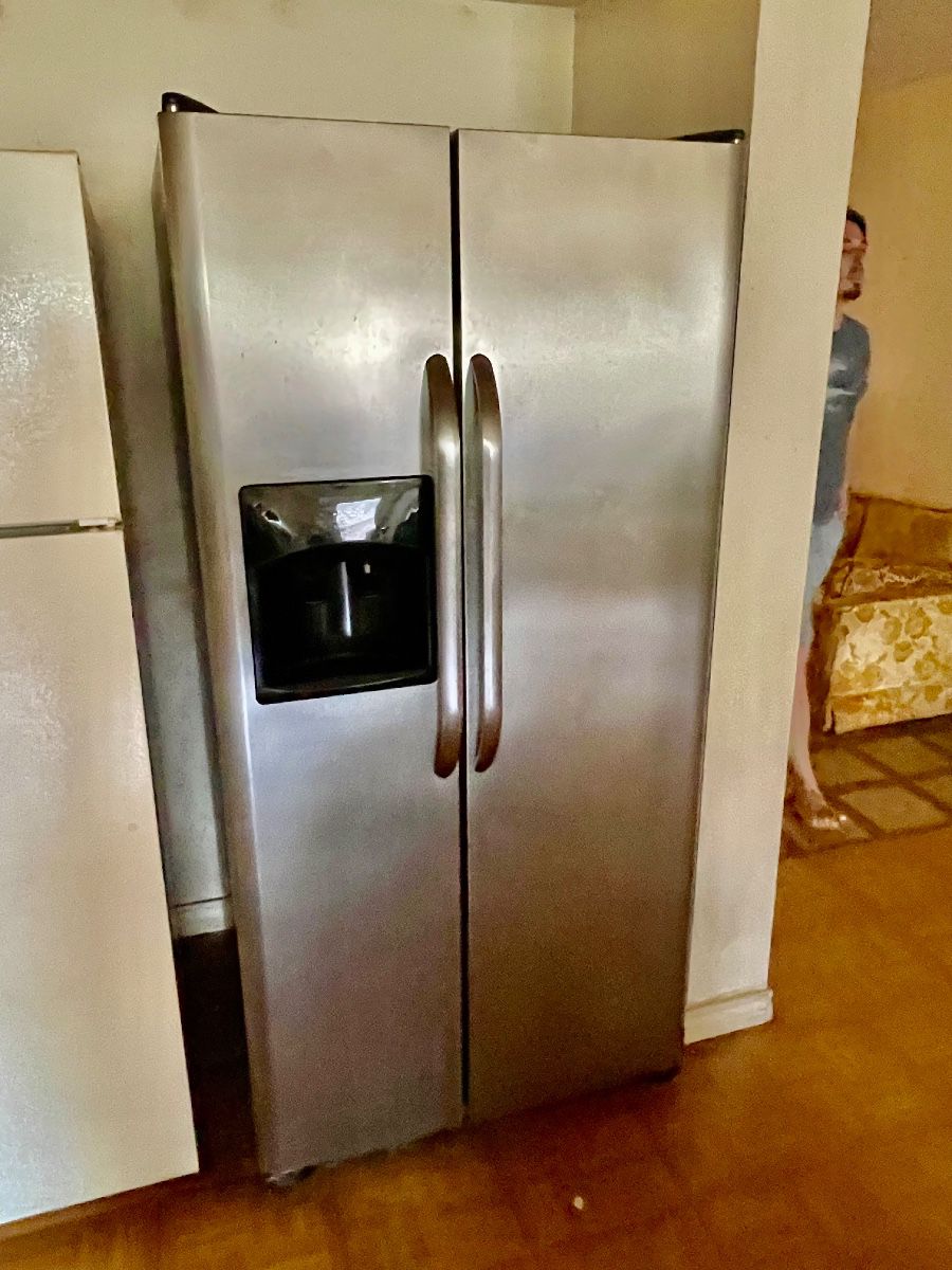 Frigidaire stainless steel refrigerator
