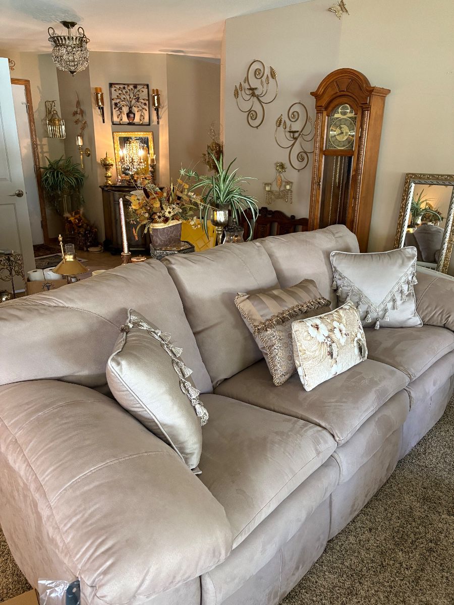 Beautiful Recliner Sofa