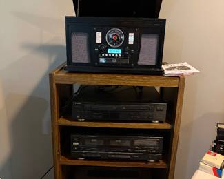 Victoria Radio/Turntable