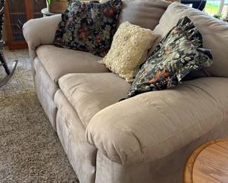 Beautiful Recliner Loveseat 