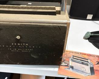 Super Cool Zenith Transistor Radio