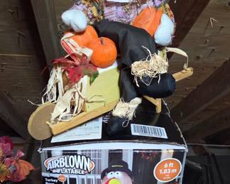 Huge Blow up out door Turkey
