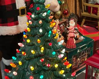 Vintage Tree - Note - crack at top. Priced accordingly.