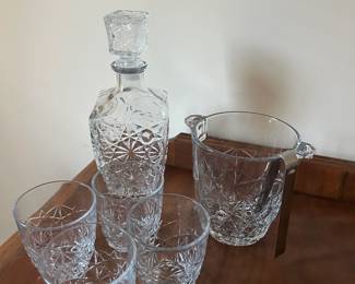 Excellent quality bar set