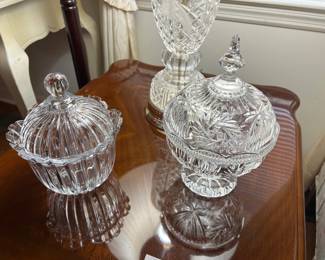 More fancy candy dishes.