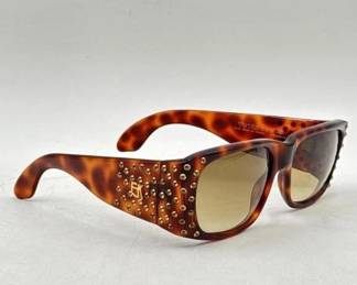 Emmanuel Khanh glasses