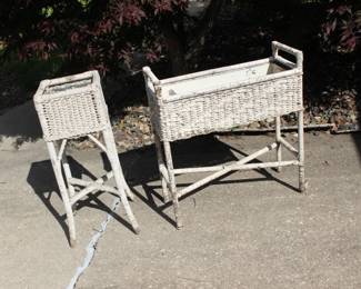 Wicker planters ready to pain