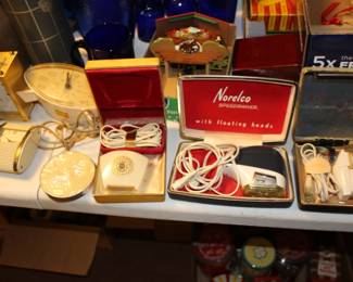 Vintage razors