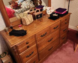 Sumter Solid Oak Furniture in Excellent Condition