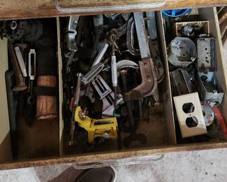 Tools & Hardware