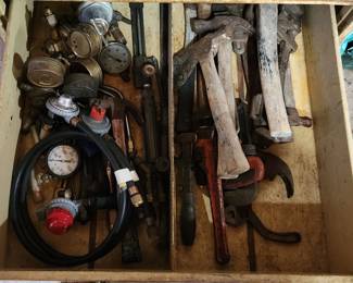 Tools & Hardware