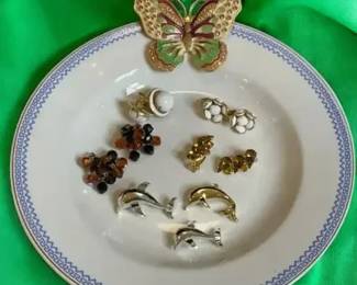 A mix of Vintage, Mid-Century, Antique, Rare, Collectible & Estate Finds