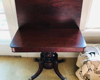 Empire mahogany tilt top table