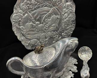 Arthur Court Bunny Gravy Boat Set and Trivet