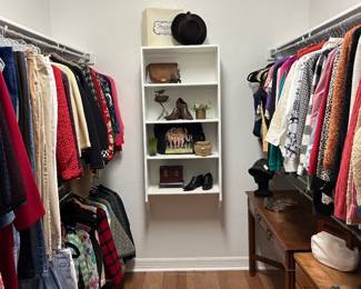 Women’s Clothing Sizes S-M