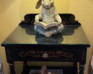 Chrisdon Reading Bunny Table Lamp on a Hitchcock Nightstand 