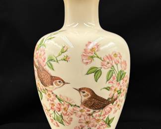 Lenox Lincoln Vase from the Presidential Garden Collection